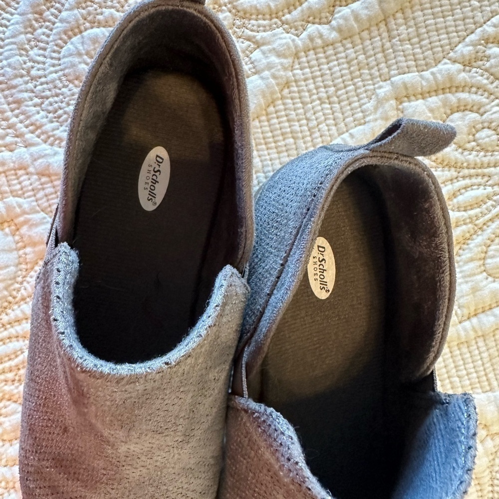 Dr. Scholls charcoal grey booties size 9. Super comfy, great for walking! - Picture 4 of 6